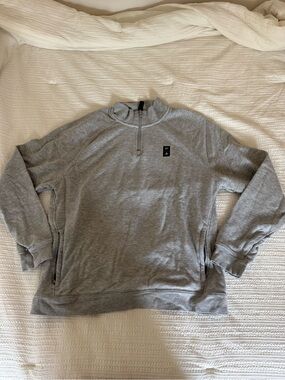 Fabletics Men's Heather Gray Half-Zip Pullover
